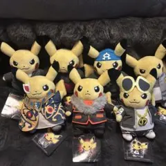 【希少】おきがえピカチュウ　ぬいぐるみ　5体セット 限定値下げ！【希少】おきがえピカチュウ ぬいぐるみ 5体セット - メルカリ