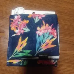 Francfranc タオルハンカチ 花柄 ネイビーのサムネイル