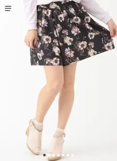 earth music&ecology 花柄キュロットパンツ
