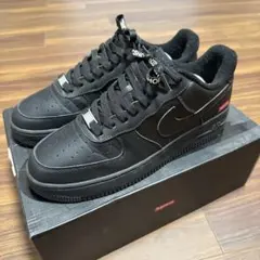 Supreme Nike Air Force 1 Low Blackのサムネイル