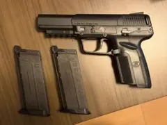 FN57 ガスガン マガジン2本付き Yahoo!オークション - 「fn5-7 マガジン」の落札相場・落札価格