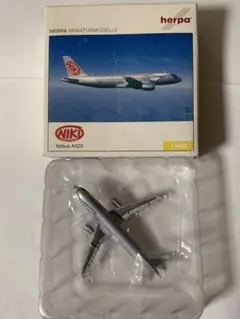 herpa Airbus A320 NIKI 1/400のサムネイル