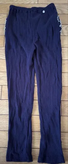 プティマイン♡petit main♡リブ編みバックフリル付きレギンス 120