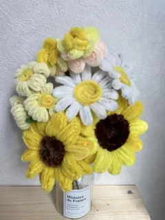 枯れない花　モールフラワー　インテリア　ミニブーケ　ハンドメイドのサムネイル