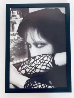 hide　ポスター風アートフレーム　雑誌切り抜き　A4 額縁付き　I