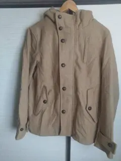 ベージュ フード付きダッフルコート