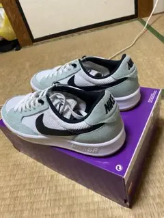 NIKE SB スニーカー ホワイト/グレー/ブラック