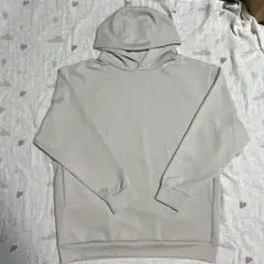 美品　一度短時間着用　パーカー　薄手　グレー