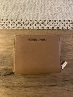CHARLES & KEITH 二つ折り財布