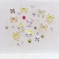 ネイルパーツ　まとめ売り　サンリオ　キティ　イエロー　黄　ゴールド　シルバー