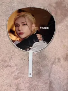 2025年最新】ヒョンジンうちわの人気アイテム - メルカリ