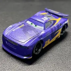 【041】トミカ　カーズ　ダニー シュワヴェッツ（スタンダードタイプ）