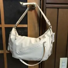 ホワイト ショルダーバッグ 合成皮革