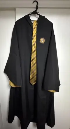 (公式品)Harry Potter ハッフルパフ ローブ&ネクタイ(XL)
