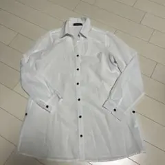 GW限定価格　ホワイト 長袖 ボタン付きシャツ