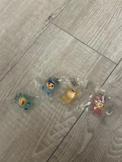 クレヨンしんちゃん　めじるしアクセサリー4種