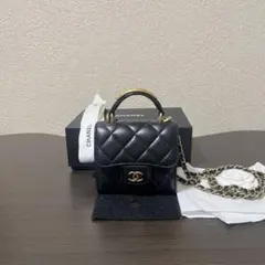 CHANEL ブラック レザー ショルダーバッグ