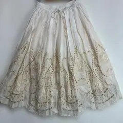 ハグオーワー　クロスアンドクロス　レース　スカート　カットワーク　刺繍　ゴムのサムネイル