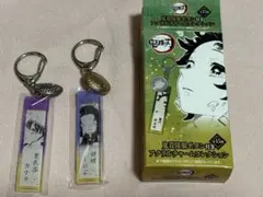 鬼滅の刃　鬼殺隊服ボタン付き アクリルチャームコレクション　しのぶ、カナヲ
