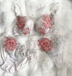 2026年最新】サルート49の人気アイテム - メルカリ