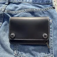 トラッカーウォレット　ショート　コンチョ