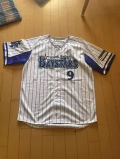 横浜DeNAベイスターズ 大和 復刻 レプリカユニフォーム M 横浜DeNAベイスターズ 大和選手 レプリカユニフォーム 復刻 背番号9