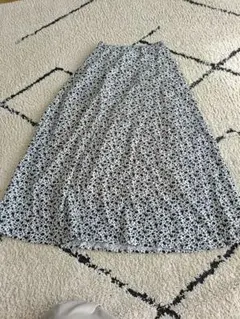 しまむら×プチプラのあやコラボ　花フレアスカート 花柄　Mサイズ　ぷちあや