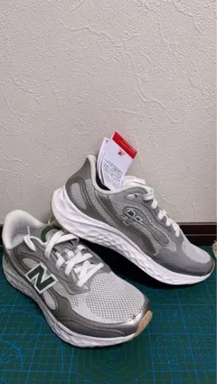 え*あ様 ［値下げ！！早い者勝ち］New Balance 990v6 グレー/ホ