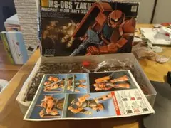 バンダイ MS-06S シャア専用ザク ZAKUⅡ 1/144 HG