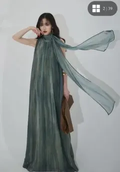 ◇新品♡格安◇ ANDREA&Co.風ホルターネックフラワーティアード