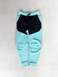 NIKE Tech Fleece set up pants