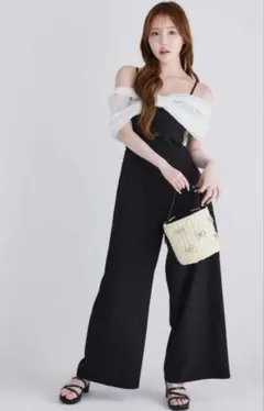 Black collection】バックレースアップロンパース