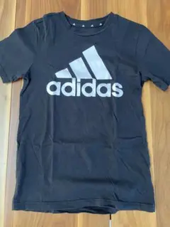 adidas ブラック Tシャツ　160cm