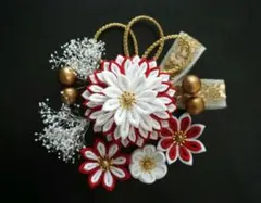 No.90/赤白/つまみ細工髪飾り/結婚式/成人式/卒業式