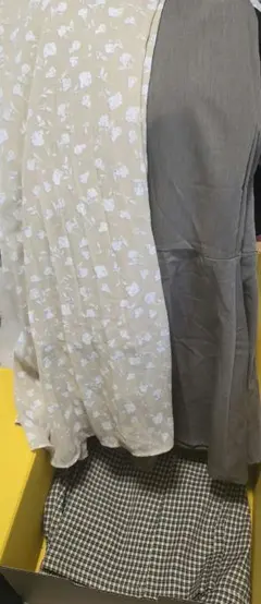 トップスパンツスカートセット ベージュ・グレー・花柄・黒M