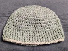 ビーニー　ニット帽　かぎ編み　ハンドメイド　手編みのサムネイル