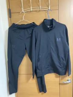 Under Armour ブラックジャージ上下セット