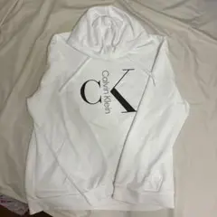 カルバンクライン パーカー