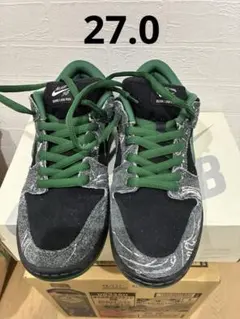 There Skateboards Nike SB Dunk Low