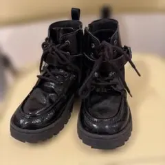 キッズ ブラック ハイカットブーツ　ZARA 17.5cmのサムネイル