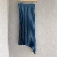 ZARA アシンメトリープリーツ　セミロングスカート　新品