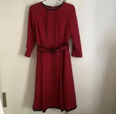 ジャスグリッティー　ボルドー 膝丈ワンピース