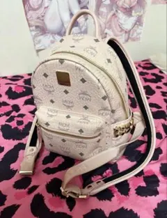 MCM ホワイトミニリュック good condition - メルカリ