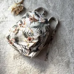 Billabong ボタニカル柄 リュックサックのサムネイル