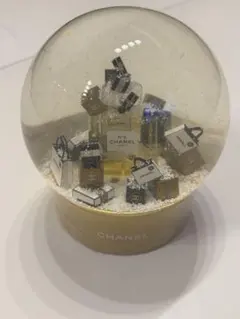 美品　CHANEL スノードーム ノベルティ
