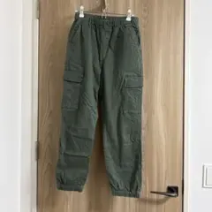 UNIQLO カーゴパンツ 160 オリーブグリーン　カーキ