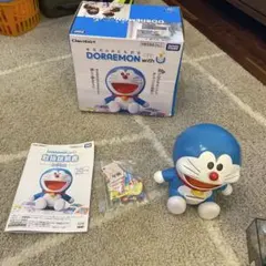 非売品】新品未使用 ドラえもん ソーラーマスコット 動く 置物