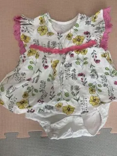 【70】花柄フリルロンパース 95cm以下