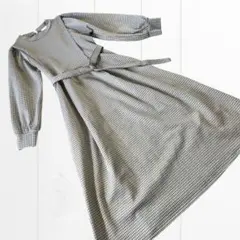 【美品】グローブ　千鳥格子柄　ストレッチ素材　ワンピース