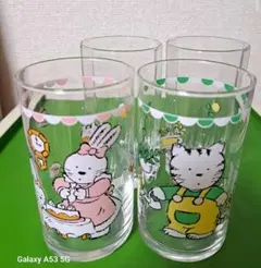 ウサギとネコのデザインガラスコップ2個とシンプルストライプグラス2個